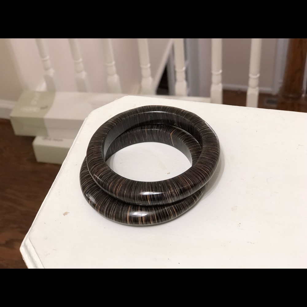Set of bracelets